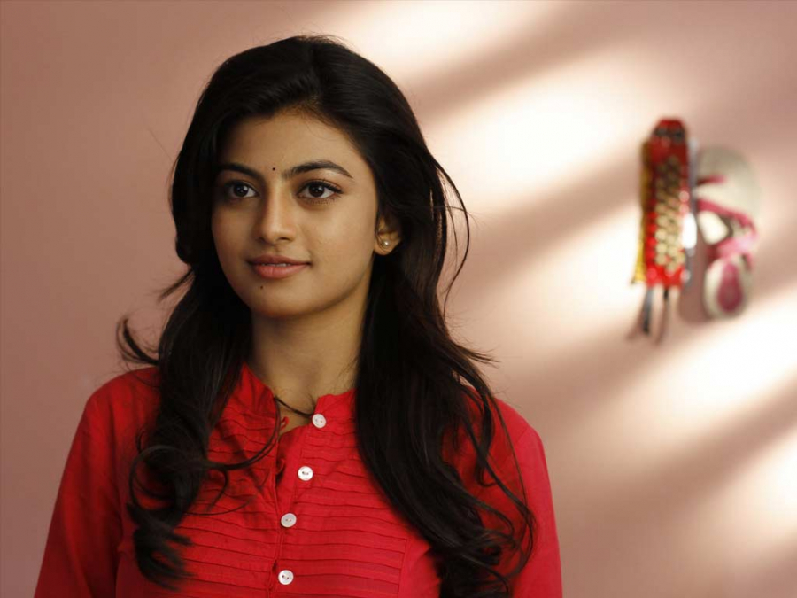 Actress Kayal Anandhi